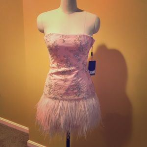 Pink feather mini formal prom wedding NYEve